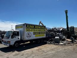 Best Property Management Cleanouts  in Fayette, IA